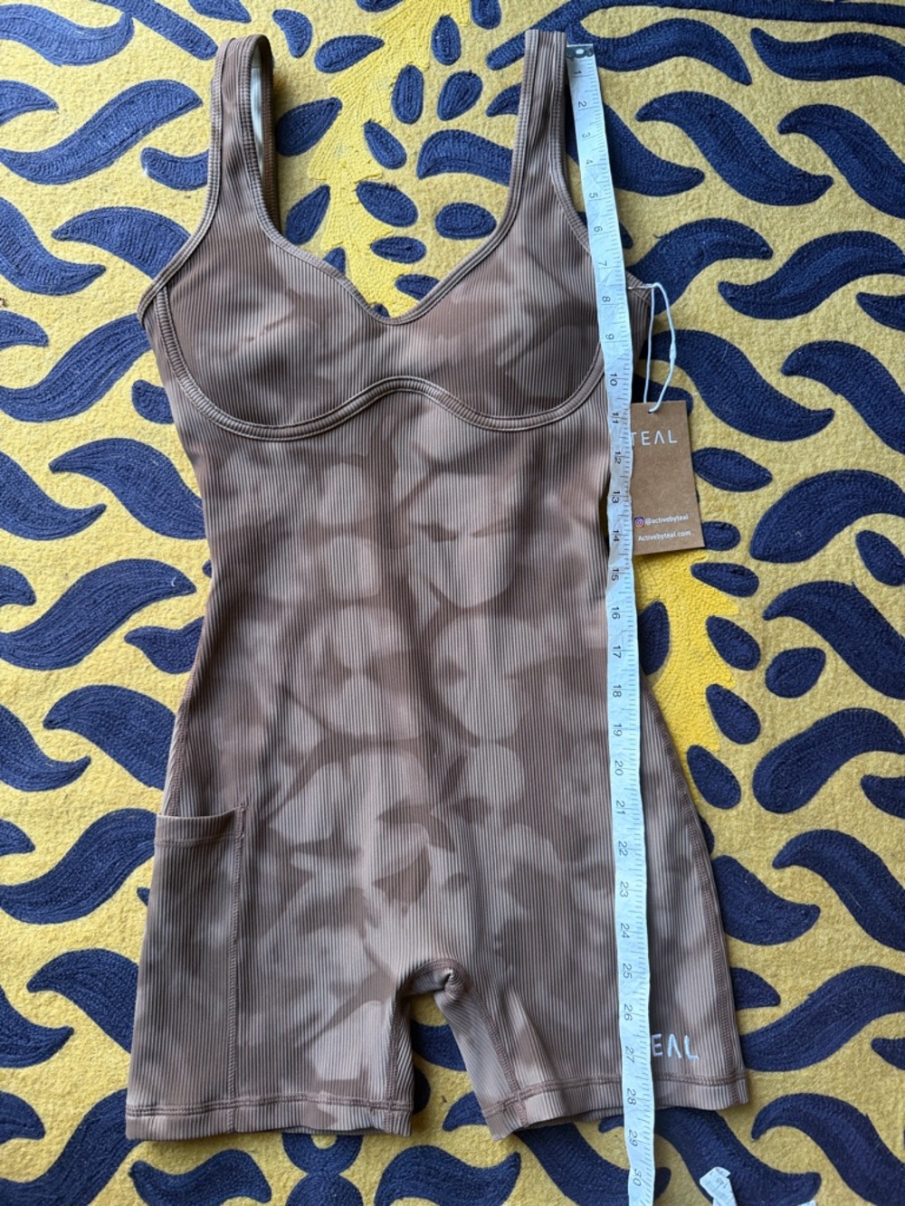 🌺ACTIVE BY TEAL
Aura Jumpsuit in Brown Shibori (S) - Picture 9 of 10